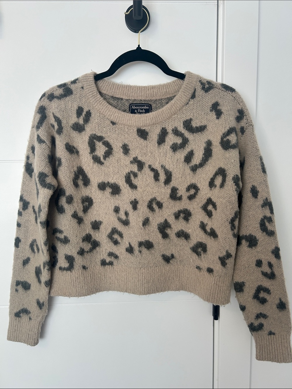 Abercrombie & Fitch Taupe Leopard-Print Crewneck Sweater XXS